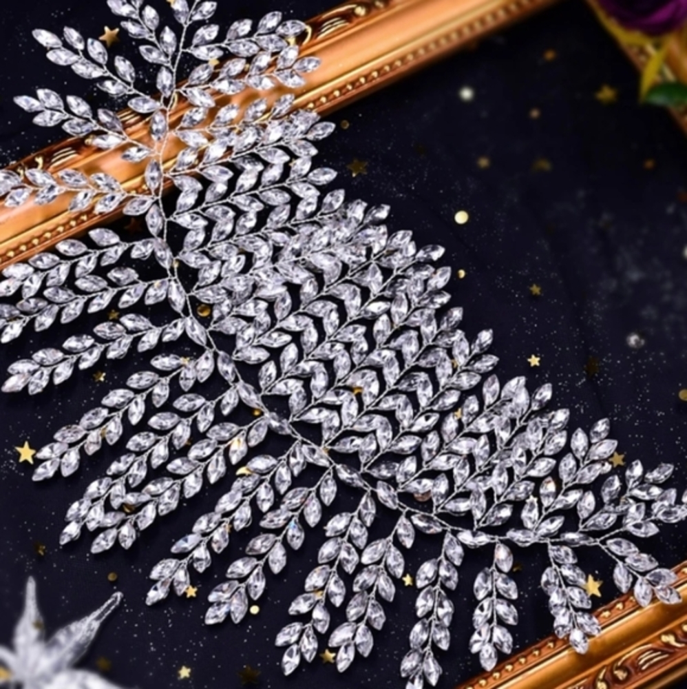 Rhinestone bridal wedding pageant prom hair pin - Picture 4 of 10